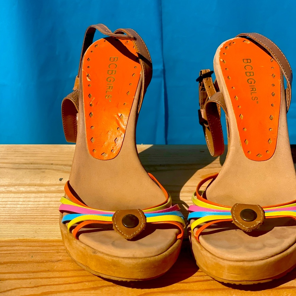 Platforms BCBG sandals size 6 - Picture 7 of 7